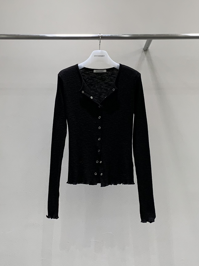 LOVE MOMENT東大門實拍女士新品推薦時尚26春夏長袖T恤蕾絲LOVE MOMENT長袖T恤圖色6