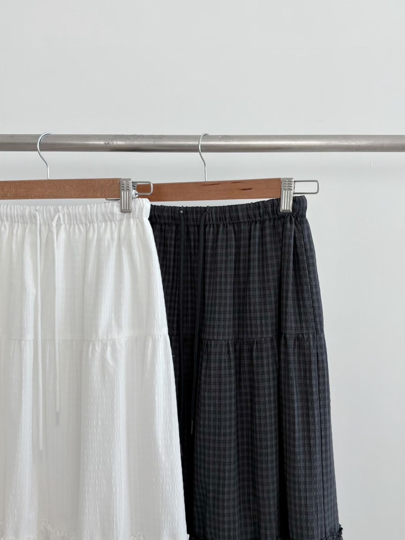 BINUS東大門實拍女裝新款推薦時尚職業休閑26春夏人氣長裙BINUS長裙