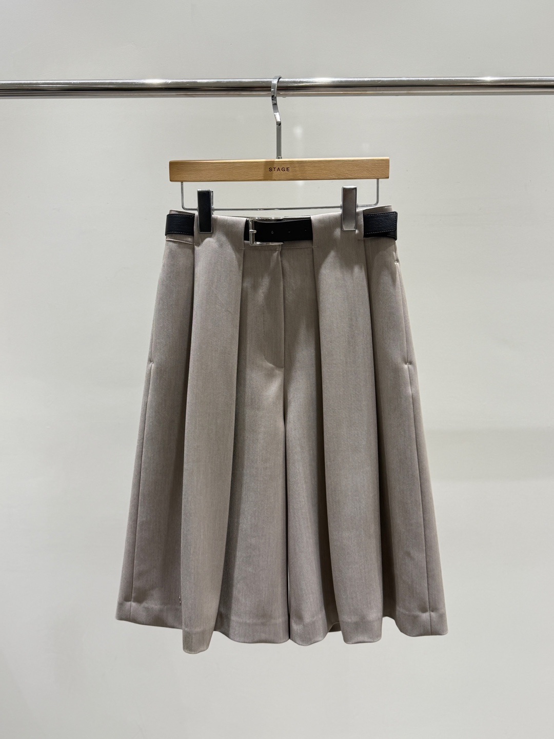 STAGE韓國代購女士新款熱賣人氣推薦真品職業時尚26春夏短褲STAGE短褲圖色1