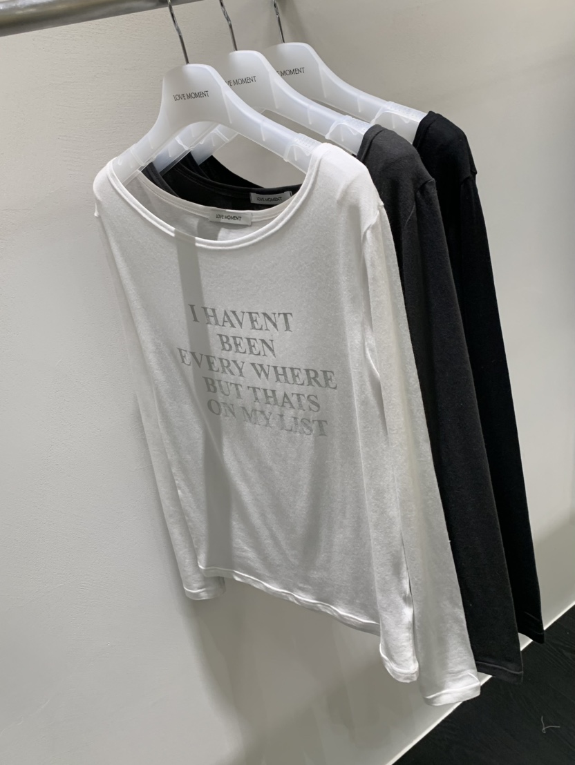 LOVE MOMENT東大門實拍女裝新品熱賣休閑人氣26春夏長袖T恤LOVE MOMENT長袖T恤