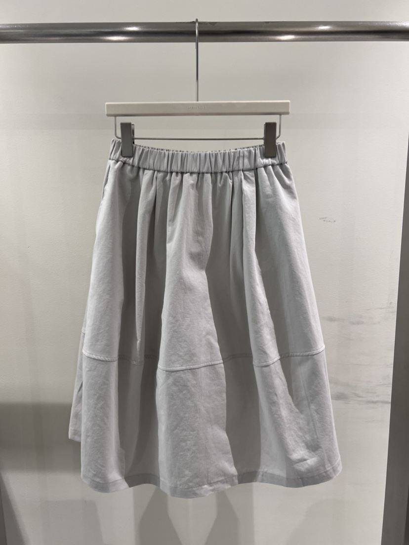 MENTOR東大門直郵女裝新品熱賣時尚職業26春夏半身裙中短裙絨MENTOR半身裙/中短裙圖色2