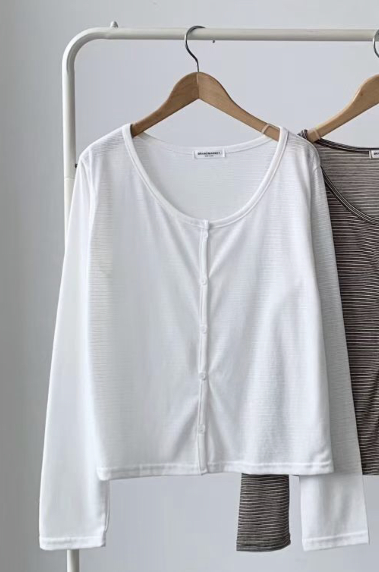 BRAND MARKET-브랜드마켓-T韓國直郵女裝新款26春季針織衫開衫BRAND MARKET-2件起針織衫圖色1