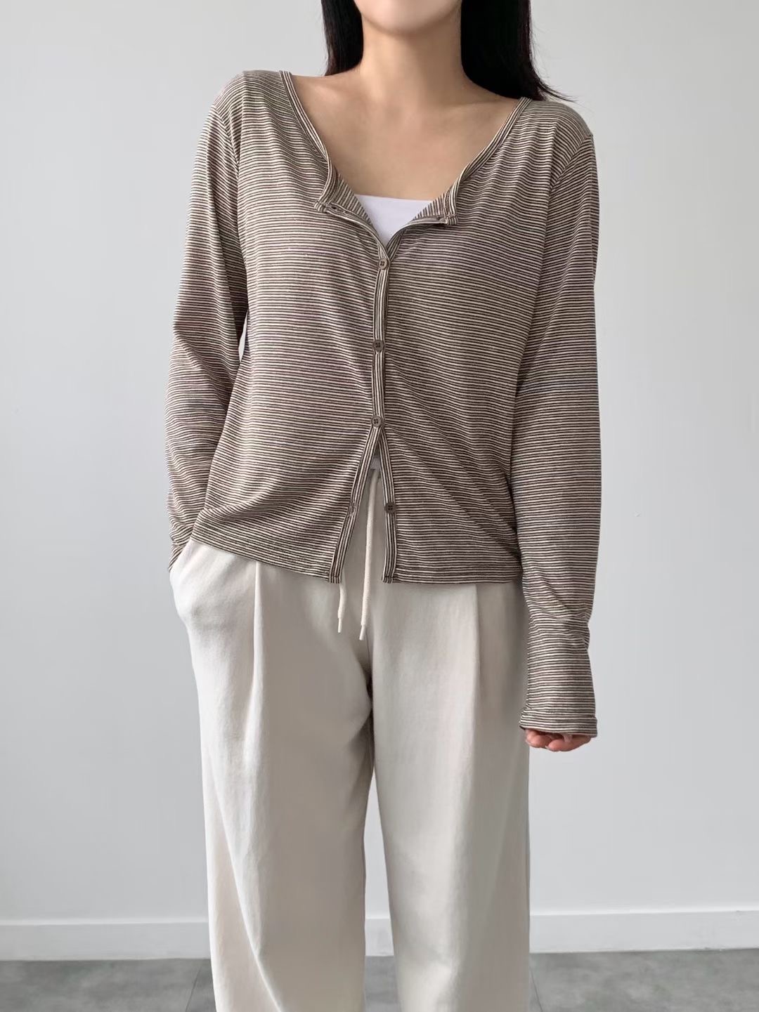 BRAND MARKET-브랜드마켓-T韓國直郵女裝新款26春季針織衫開衫BRAND MARKET-2件起針織衫圖色2