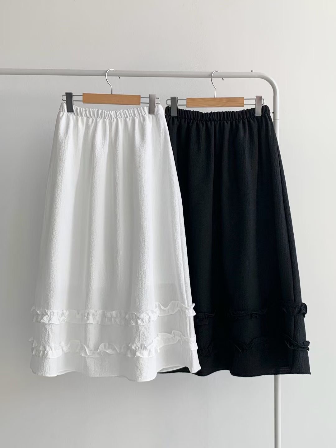 BRAND MARKET-브랜드마켓-T韓國代購女士新品熱賣長裙荷葉邊BRAND MARKET-2件起長裙圖色2左二色