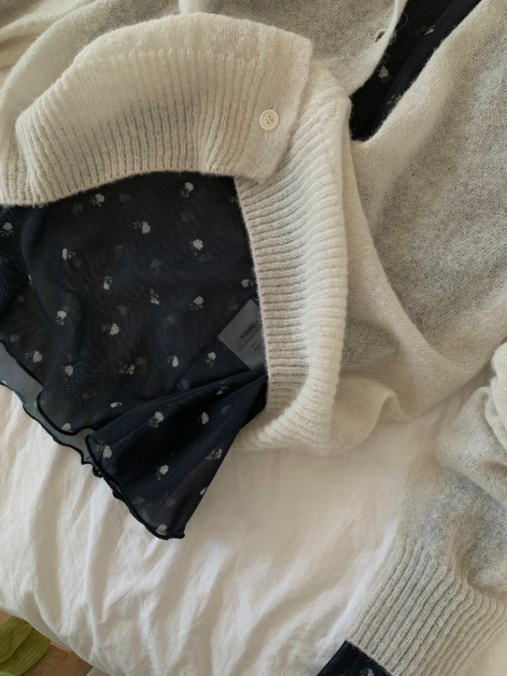 MARE東大門實拍女裝新款26春夏休閑職業長袖T恤不含內搭花朵MARE長袖T恤