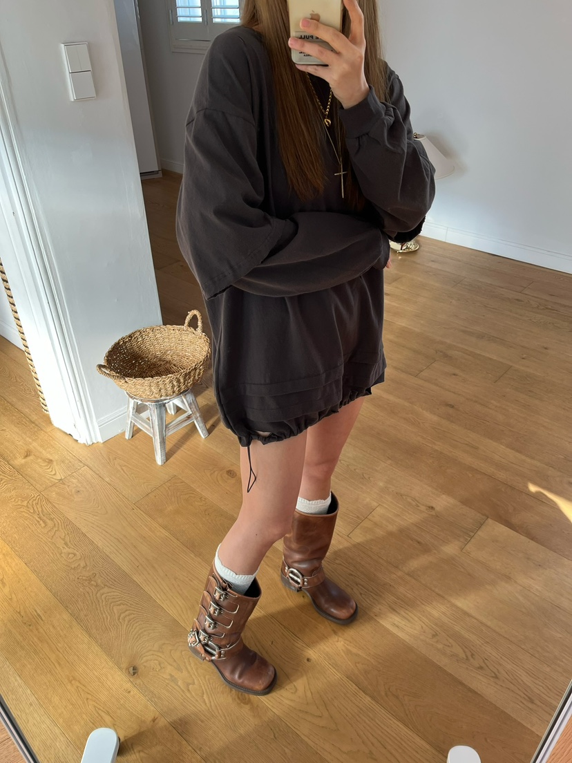 LOVE PULL東大門直郵女裝新品熱賣真品人氣職業推薦長袖T恤LOVE PULL長袖T恤