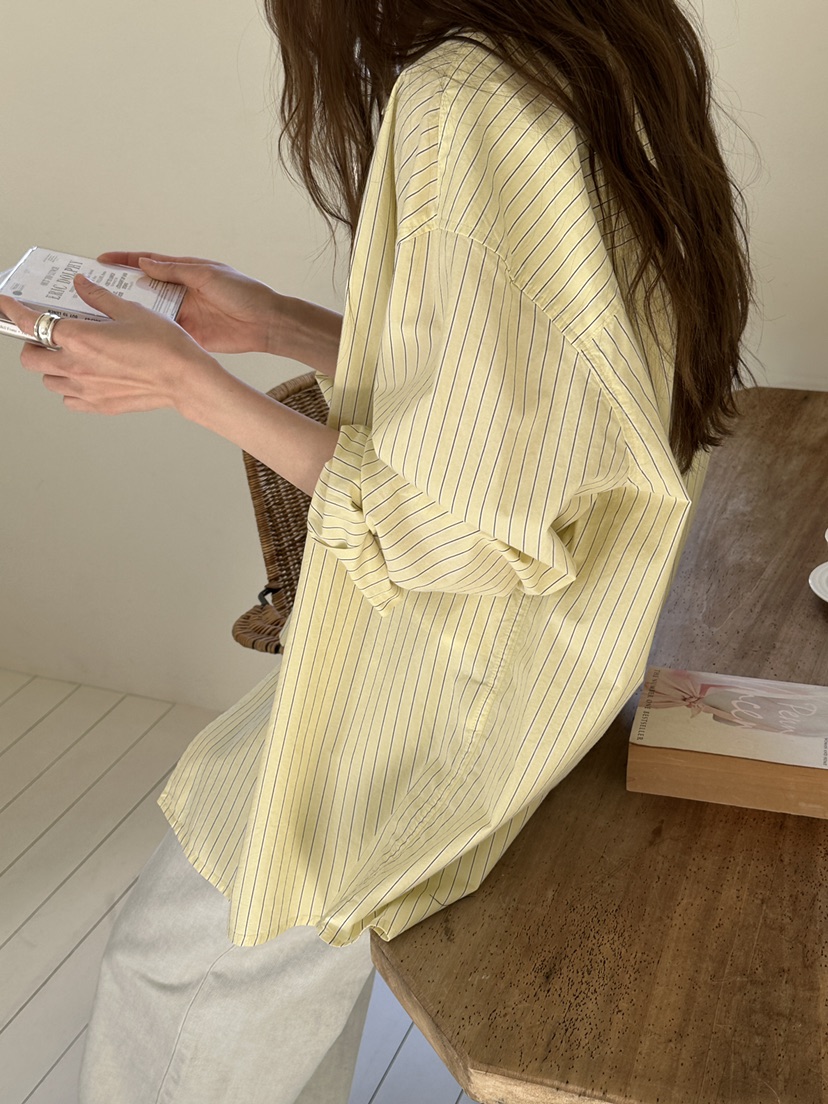 JEONG GAM STUDIOS東大門直郵女士新品熱賣休閑襯衫蕾絲衫JEONG GAM STUDIOS襯衫/蕾絲衫