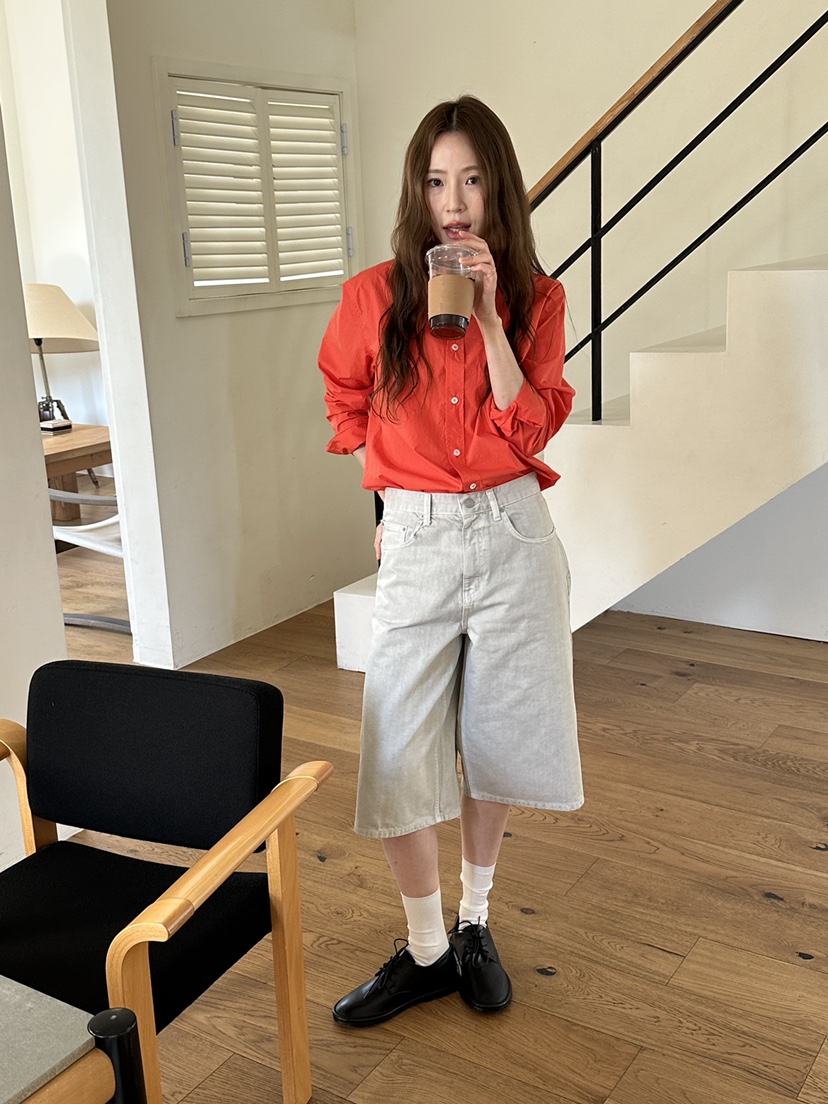 JEONG GAM STUDIOS韓國直郵女裝新款推薦人氣襯衫蕾絲衫JEONG GAM STUDIOS襯衫/蕾絲衫