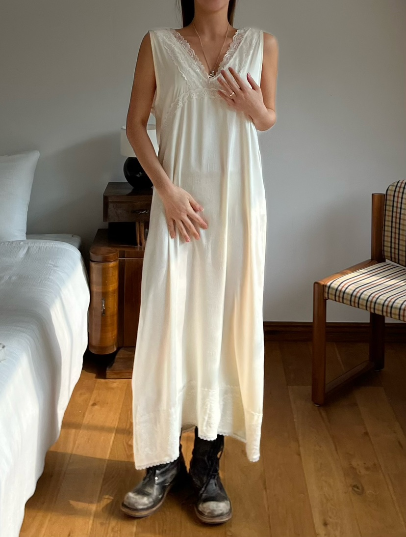 LOVE PULL東大門直郵女裝新品休閑真品熱賣推薦人氣連衣裙LOVE PULL連衣裙