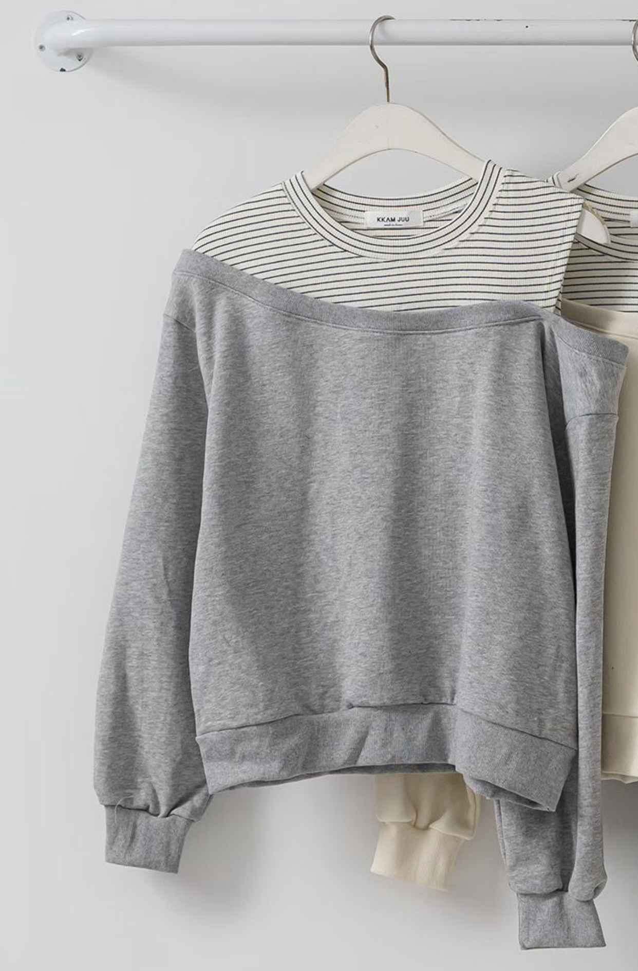 KKANNJUU東大門實拍女裝新款人氣真品熱賣26春夏職業長袖T恤KKAMJUU長袖T恤圖色1