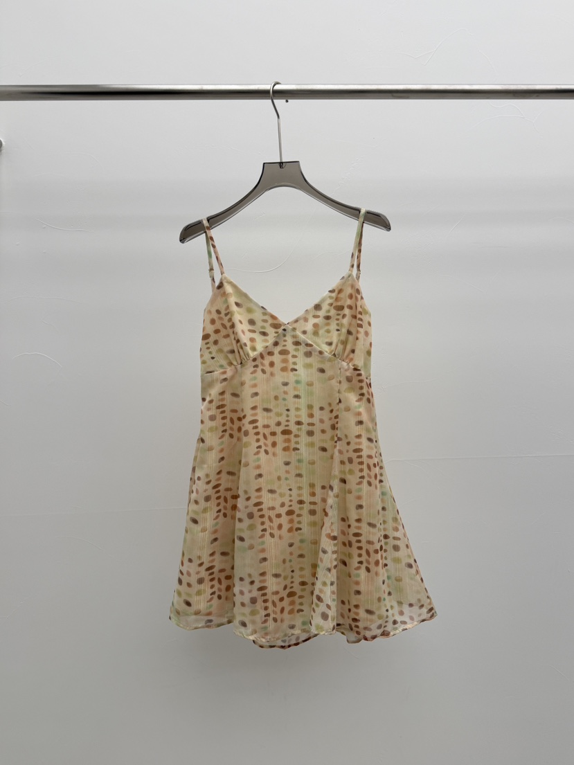 SEARE/PRETZEL東大門實拍女裝新品推薦26春夏職業吊帶背心SEARE/PRETZEL吊帶/背心圖色1