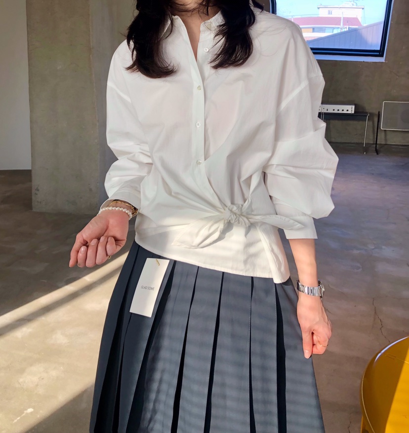 GLAD SOME東大門實拍女士新款時尚26春夏熱賣襯衫蕾絲衫GLAD SOME襯衫/蕾絲衫