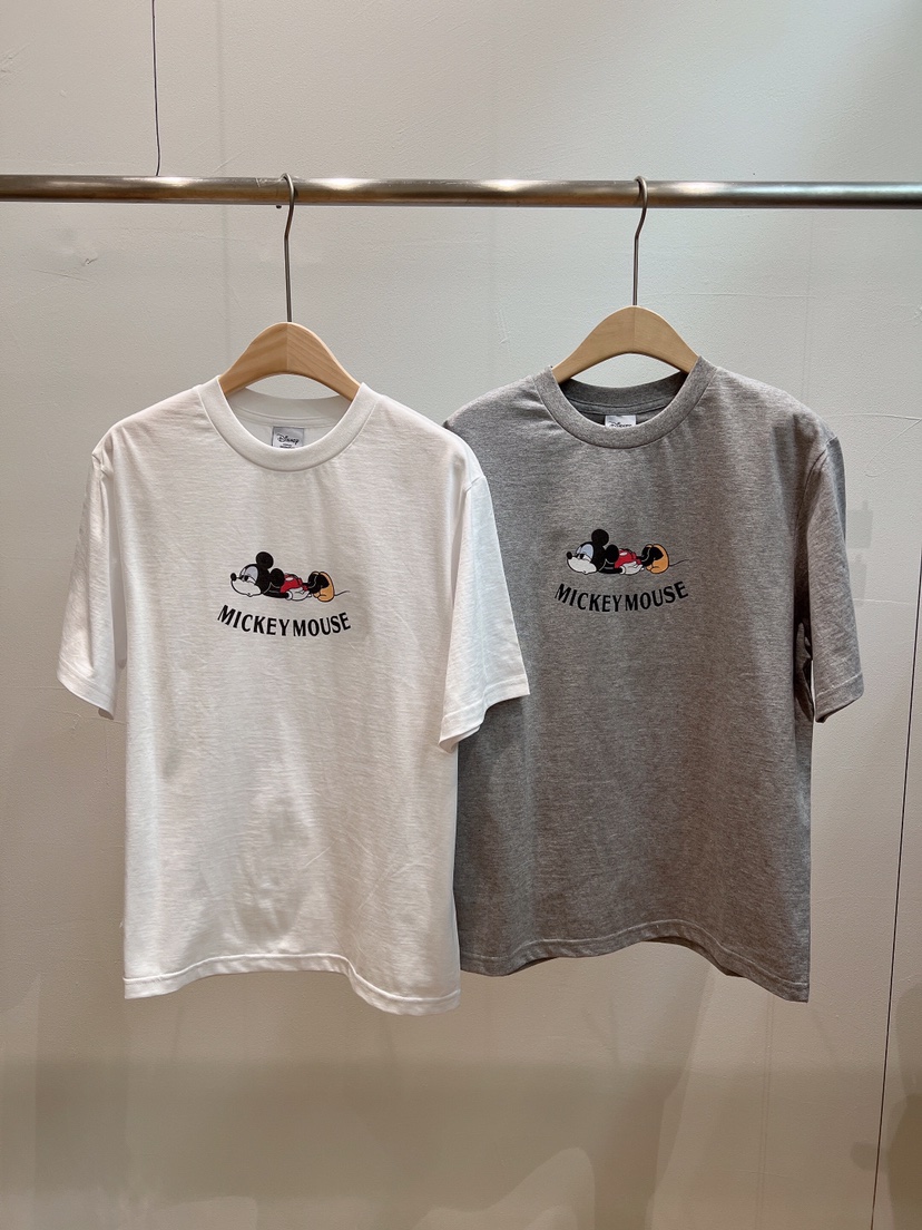 GLAD SOME東大門直郵女裝新品時尚休閑人氣推薦真品職業T恤GLAD SOMET恤圖色2左二色