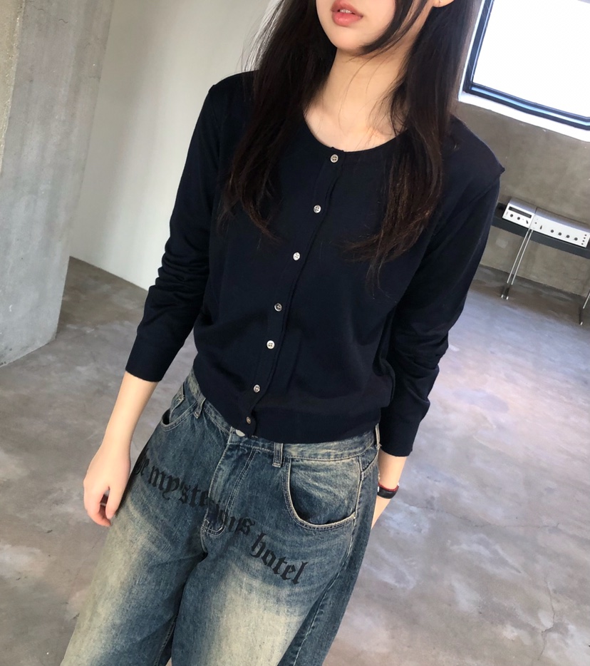 GLAD SOME東大門實拍女士新品推薦休閑時尚針織衫圓領開衫GLAD SOME針織衫