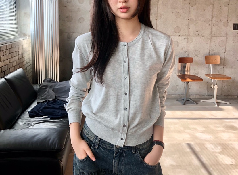 GLAD SOME東大門實拍女士新品推薦休閑時尚針織衫圓領開衫GLAD SOME針織衫