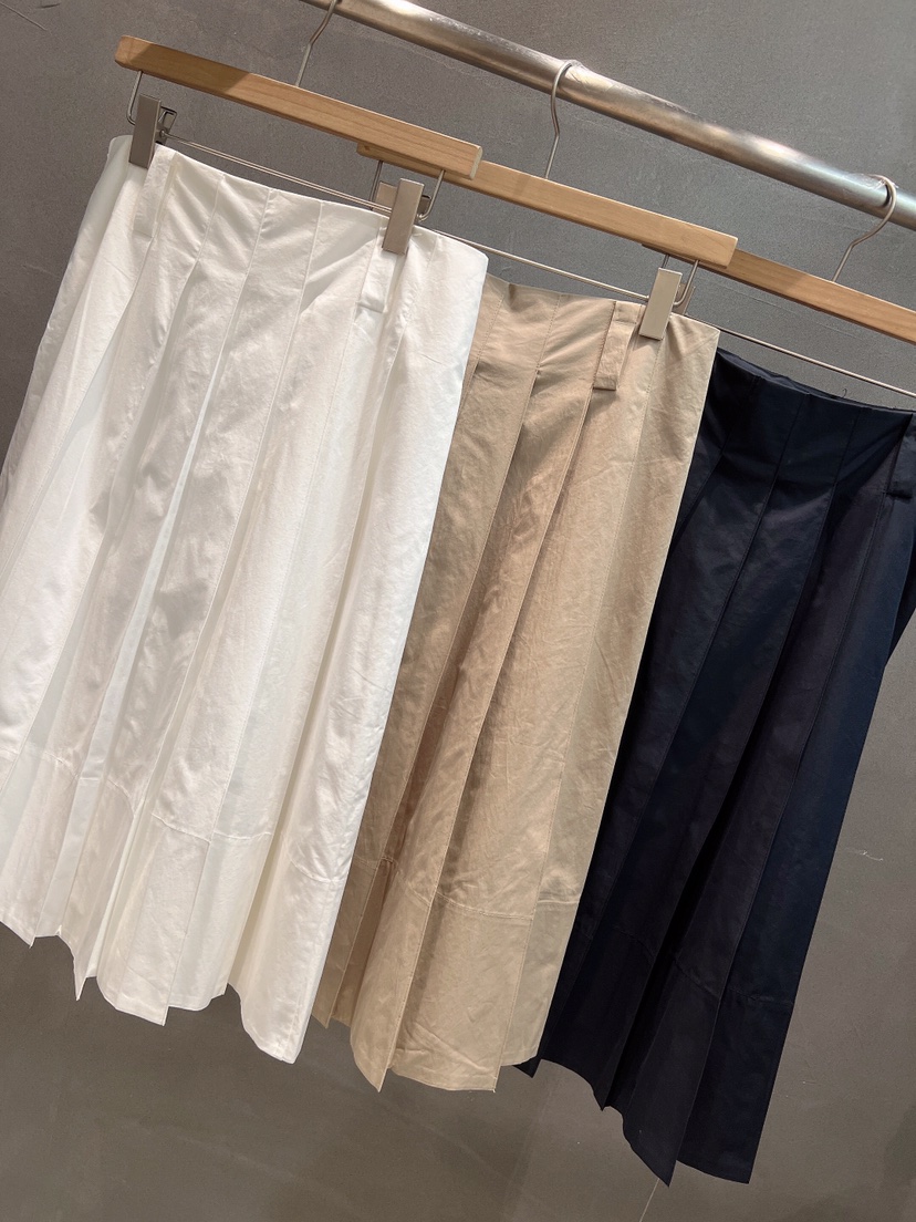 GLAD SOME韓國直郵女裝新款時尚熱賣人氣半身裙中短裙褶裥GLAD SOME半身裙/中短裙