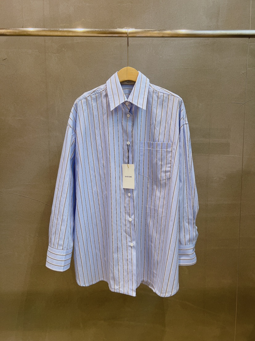 GLAD SOME東大門直郵女士新品熱賣真品時尚人氣襯衫蕾絲衫GLAD SOME襯衫/蕾絲衫