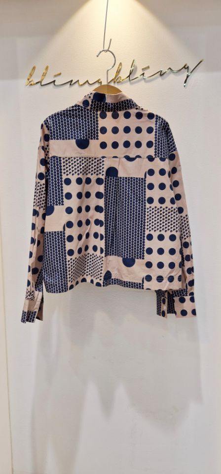 BLING BLING-S/RICO韓國直郵女士新款推薦時尚襯衫蕾絲衫BLING BLING-S/RICO襯衫/蕾絲衫