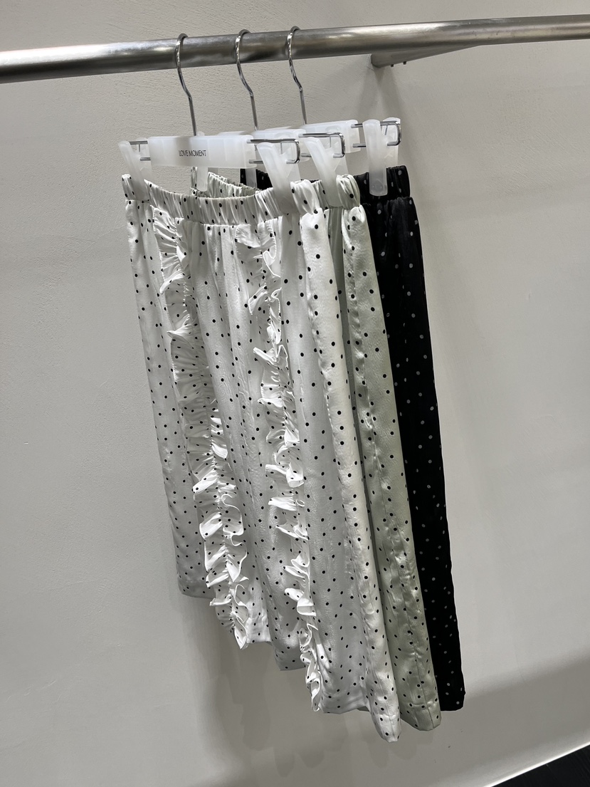 LOVE MOMENT東大門實拍女士新款時尚半身裙中短裙圓點裙LOVE MOMENT半身裙/中短裙