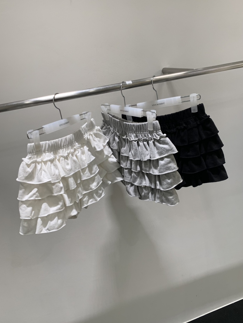 LOVE MOMENT東大門代購女士新款時尚熱賣推薦裙褲荷葉邊LOVE MOMENT裙褲