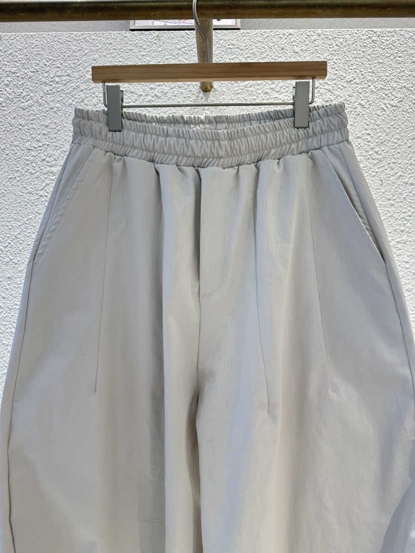 REDDISH BROWN東大門實拍女裝新款人氣休閑褲人字紋褶裥REDDISH BROWN休閑褲