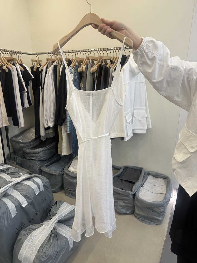 MONDAYMORING韓國直郵女士新款真品熱賣26春夏時尚連衣裙MONDAYMORING連衣裙