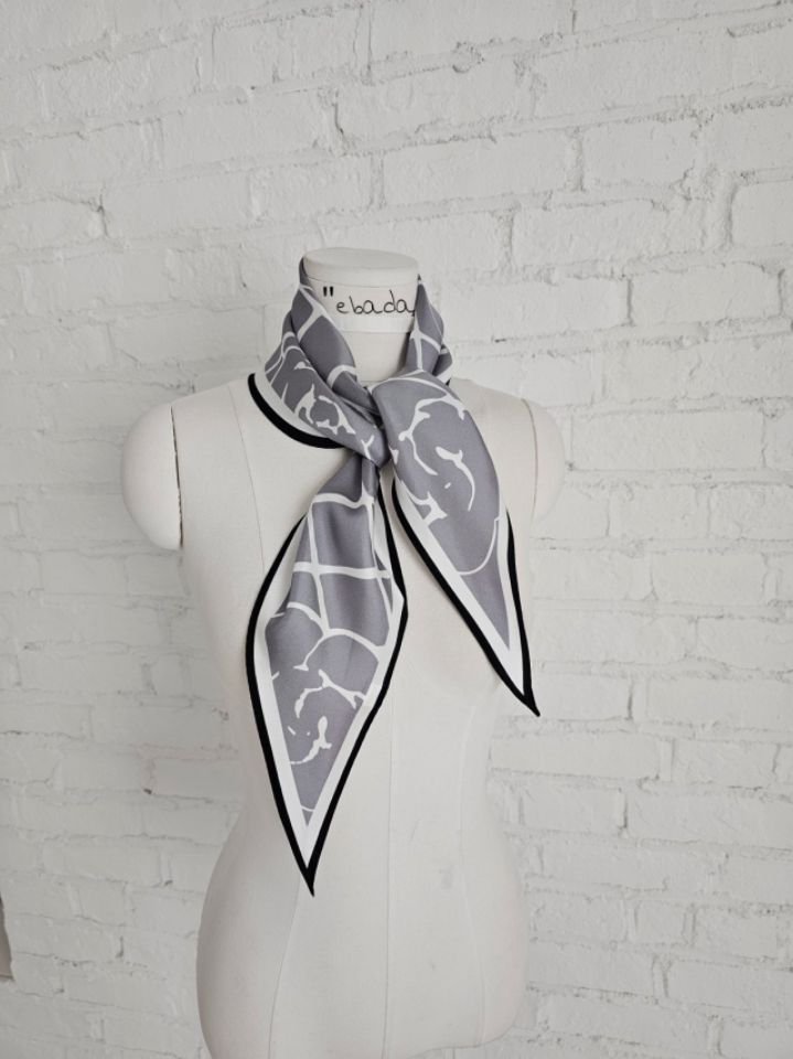 EBADA東大門實拍女裝新品真品時尚熱賣26春夏圍巾披肩絲綢EBADA圍巾/披肩