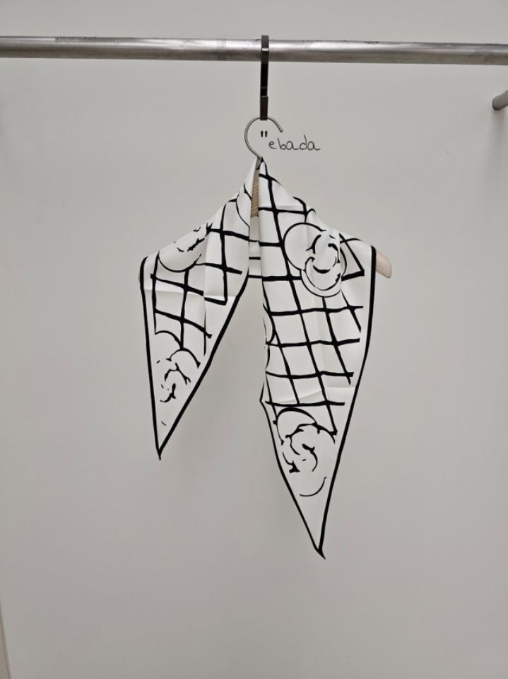 EBADA東大門實拍女裝新品真品時尚熱賣26春夏圍巾披肩絲綢EBADA圍巾/披肩圖色2