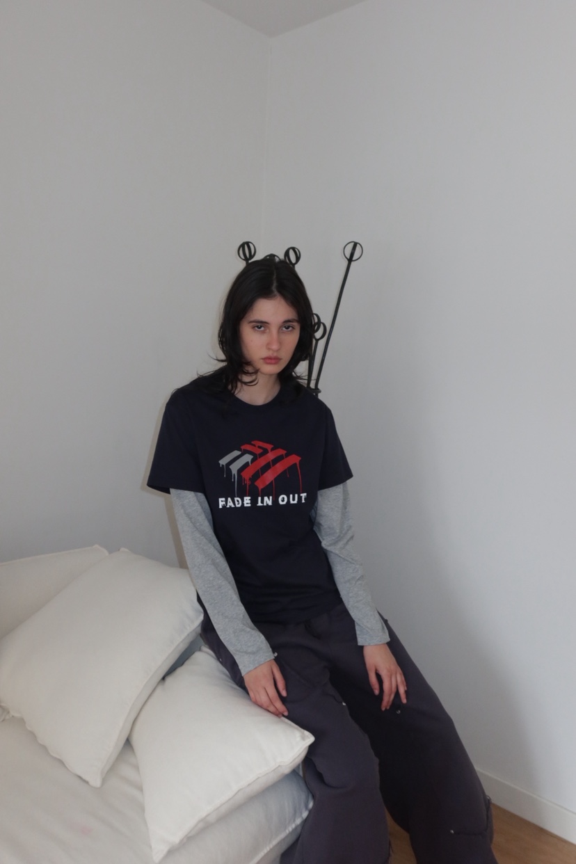 FIFO/UNANSWERED-MYSTERY東大門實拍女士新品推薦長袖T恤FIFO/UNANSWERED-MYSTERY長袖T恤