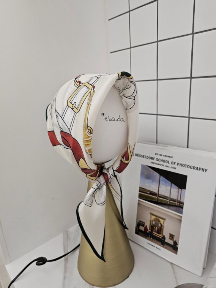 EBADA東大門直郵女裝新品真品推薦人氣圍巾披肩花朵腰帶絲綢EBADA圍巾/披肩