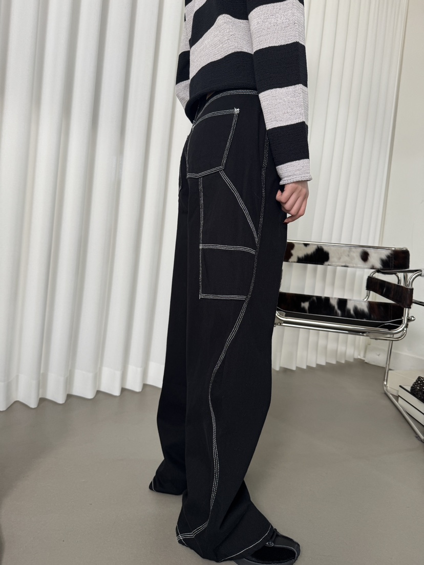 FIFO/UNANSWERED-MYSTERY韓國代購女士新款熱賣推薦牛仔褲FIFO/UNANSWERED-MYSTERY牛仔褲