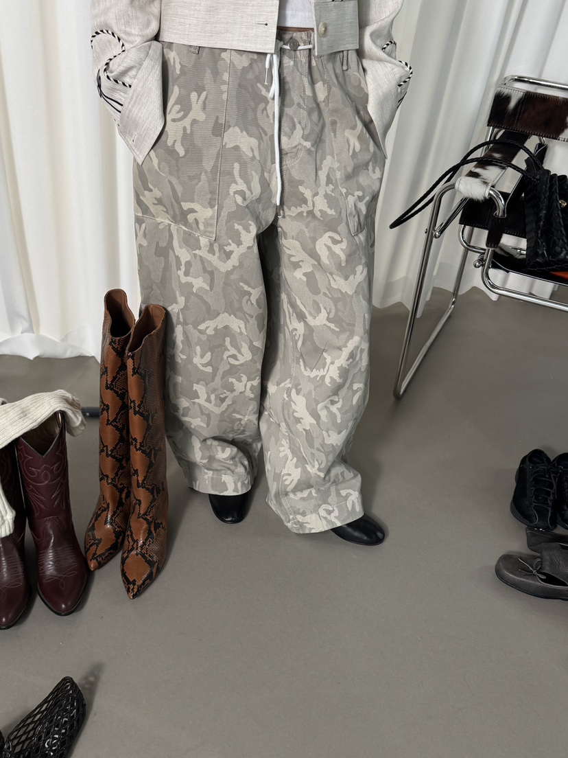 FIFO/UNANSWERED-MYSTERY東大門代購女士新品真品休閑褲迷彩FIFO/UNANSWERED-MYSTERY休閑褲圖色1