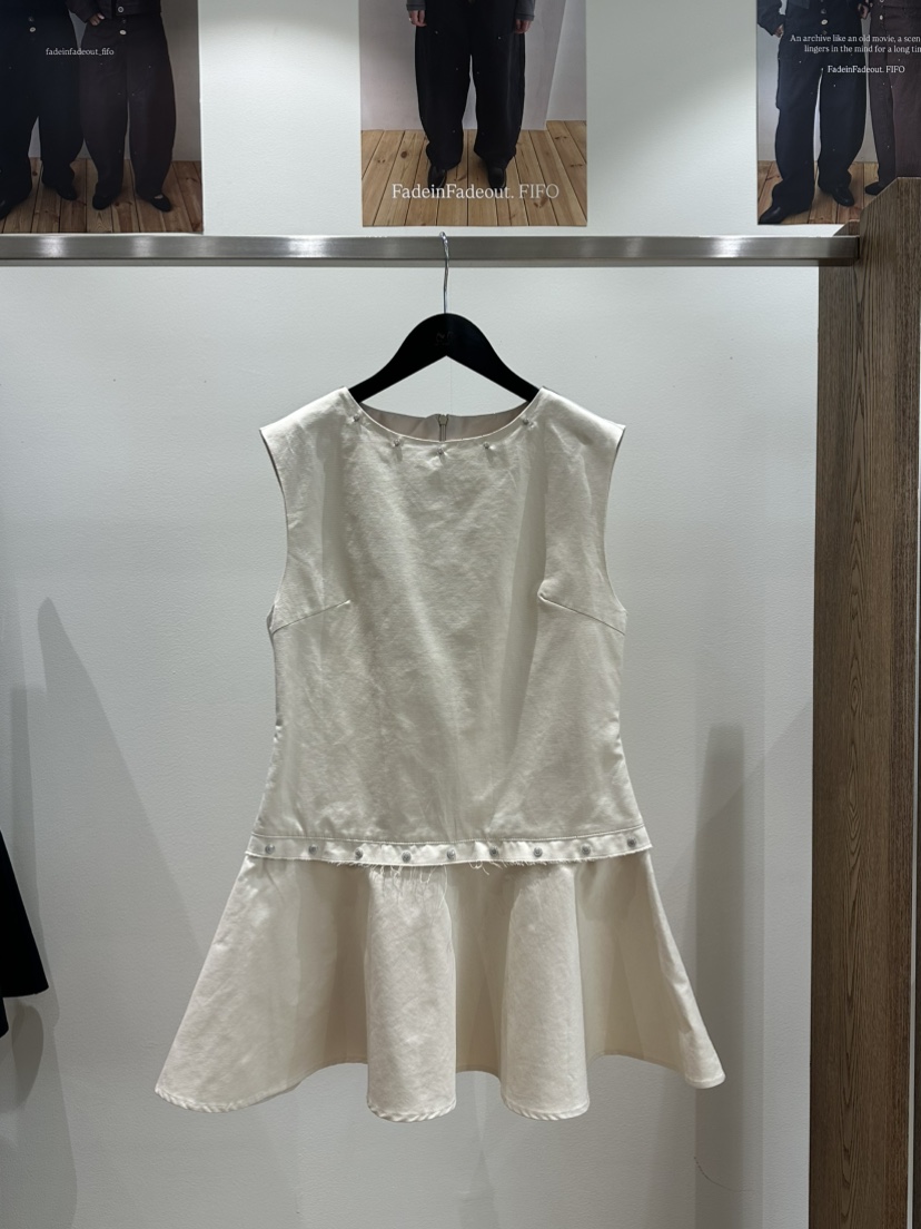 FIFO/UNANSWERED-MYSTERY東大門代購女裝新品休閑連衣裙FIFO/UNANSWERED-MYSTERY連衣裙圖色1