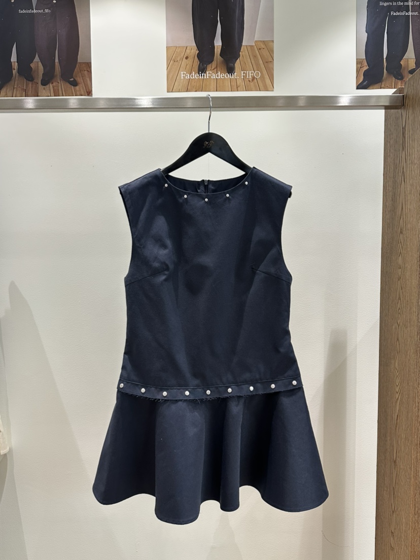 FIFO/UNANSWERED-MYSTERY東大門代購女裝新品休閑連衣裙FIFO/UNANSWERED-MYSTERY連衣裙圖色2