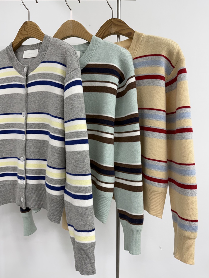 YIKHO STYLE韓國代購女士新品推薦職業人氣熱賣休閑針織衫YIKHO STYLE針織衫