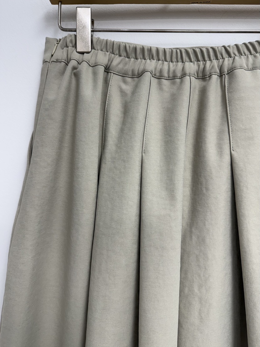 YIKHO STYLE東大門代購女裝新品真品26春夏時尚熱賣長裙YIKHO STYLE長裙