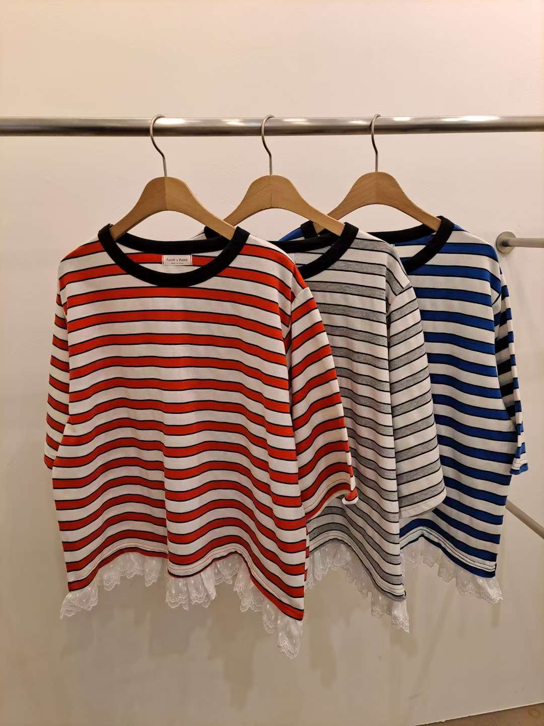 PUNCHPunch PunchT恤圖色2左二色