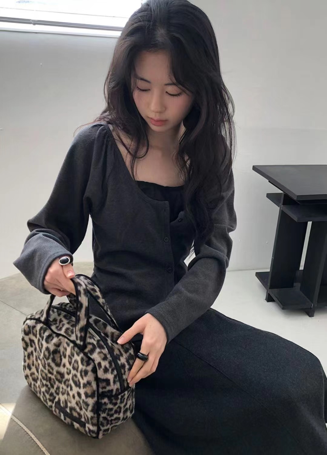 HING9東大門直郵女裝新款真品職業推薦26春夏時尚長袖T恤HING9長袖T恤