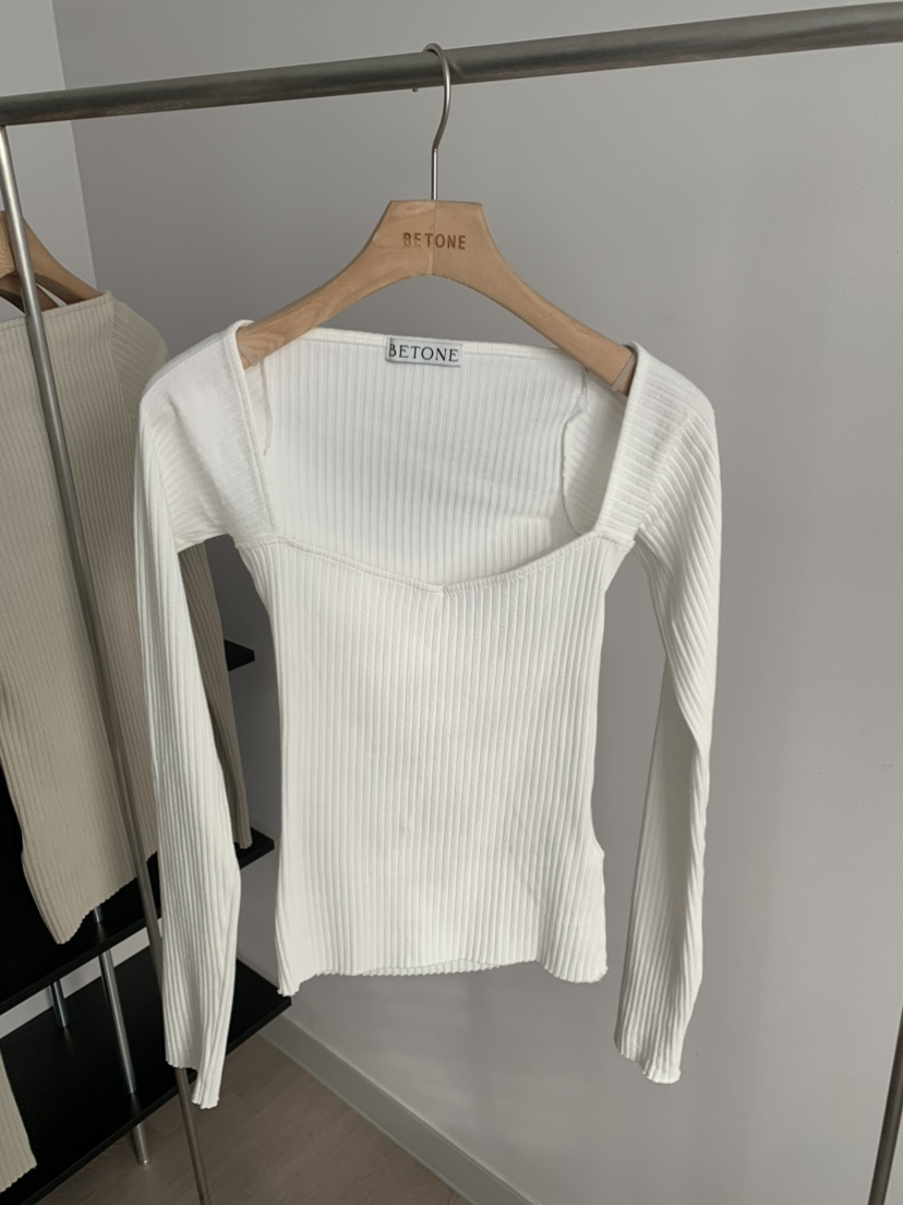 BETONE東大門實拍女士新品人氣26春夏推薦休閑熱賣長袖T恤BETONE長袖T恤圖色1