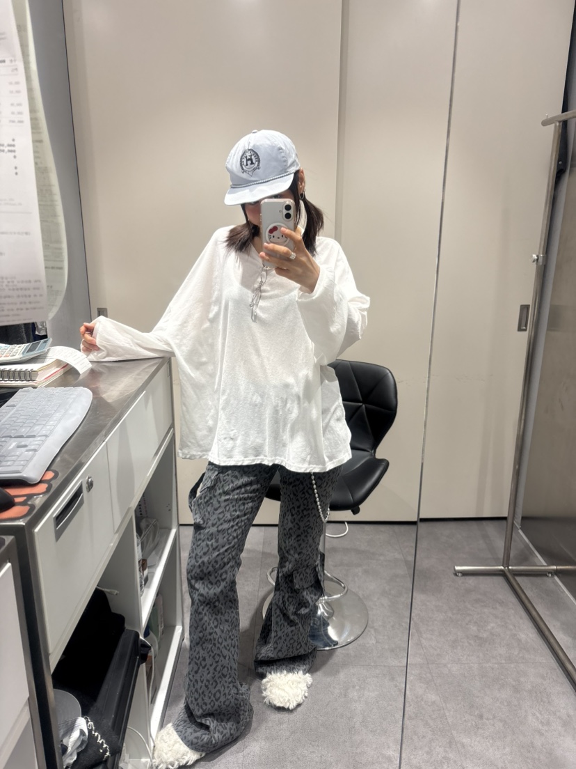 PLATFORM-L東大門直郵女士新品職業推薦熱賣時尚長袖T恤PLATFORM長袖T恤