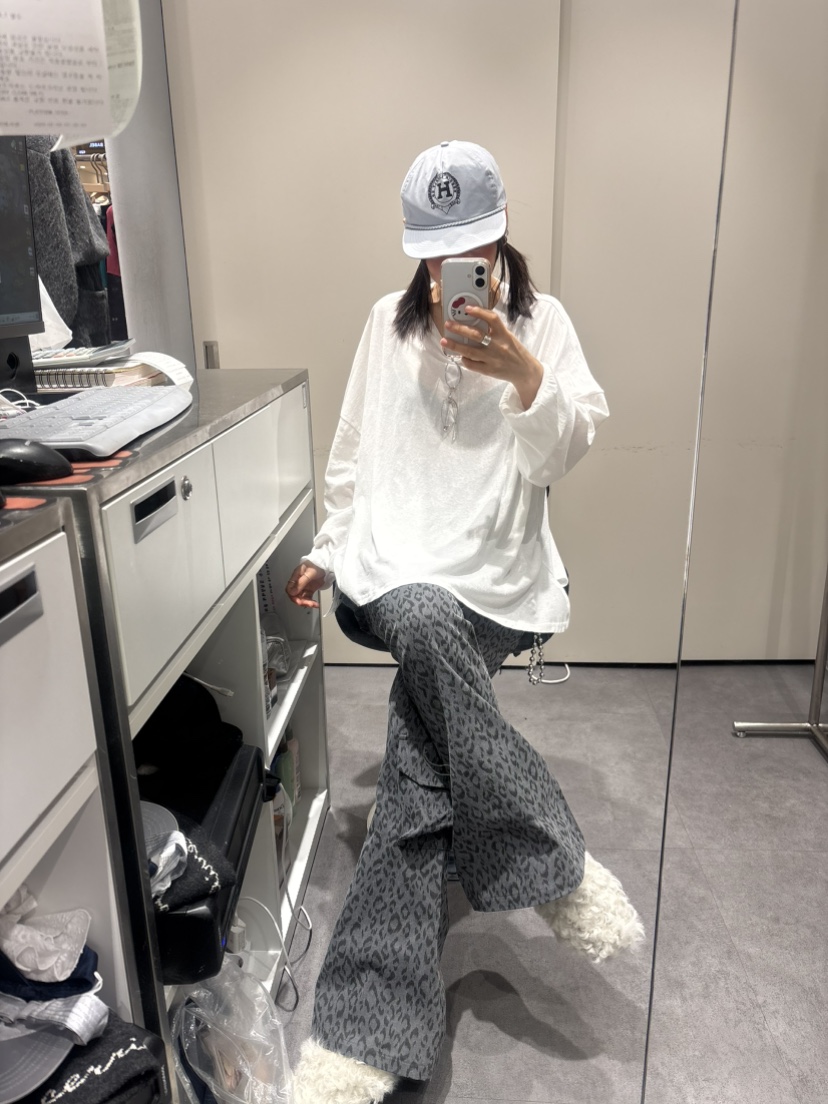 PLATFORM-L東大門直郵女士新品職業推薦熱賣時尚長袖T恤PLATFORM長袖T恤