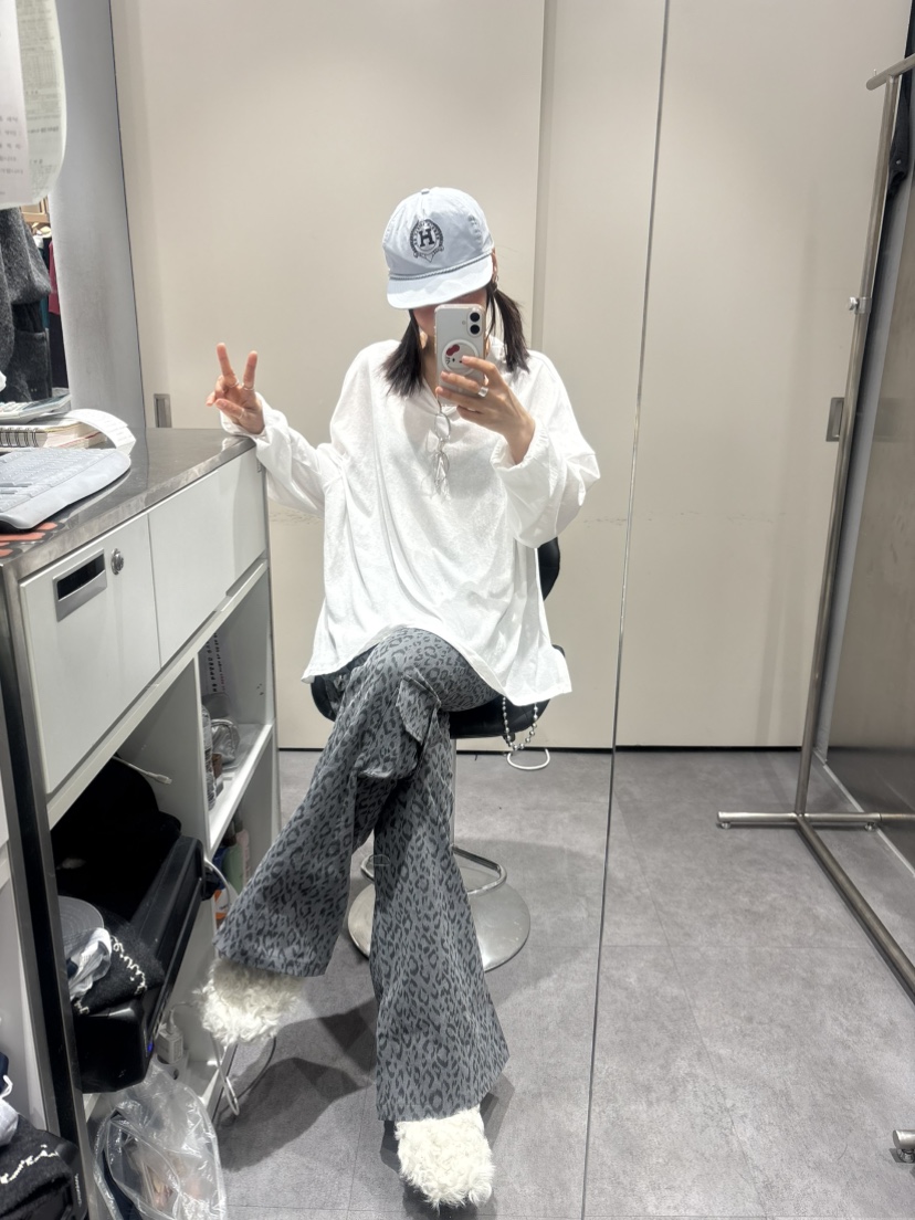 PLATFORM-L東大門直郵女士新品職業推薦熱賣時尚長袖T恤PLATFORM長袖T恤