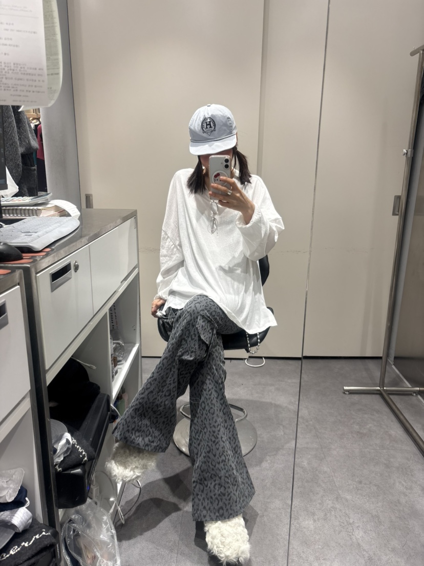 PLATFORM-L東大門直郵女士新品職業推薦熱賣時尚長袖T恤PLATFORM長袖T恤