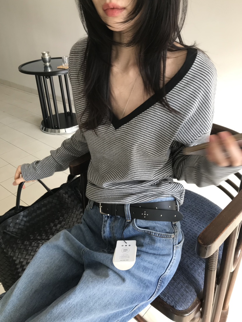 ME MO東大門直郵女士新品真品時尚人氣26春夏長袖T恤V領ME MO長袖T恤