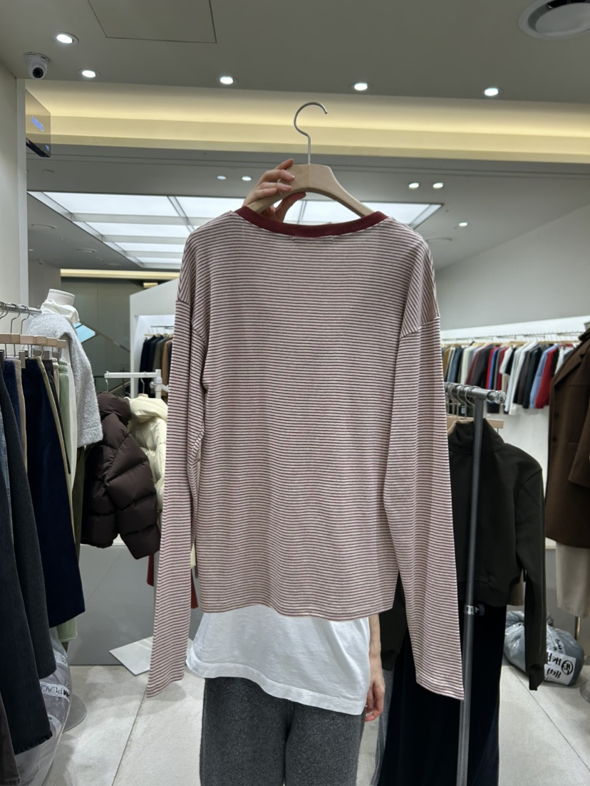 ME MO東大門直郵女士新品真品時尚人氣26春夏長袖T恤V領ME MO長袖T恤