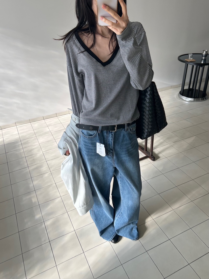 ME MO東大門直郵女士新品真品時尚人氣26春夏長袖T恤V領ME MO長袖T恤圖色4