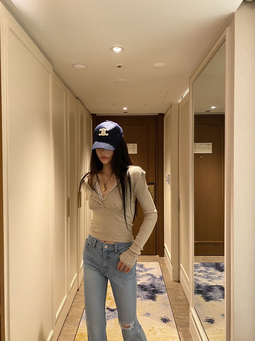 FOUREIGHT東大門實拍女士新品26春夏長袖T恤假兩件蕾絲雙層FOUR EIGHT長袖T恤