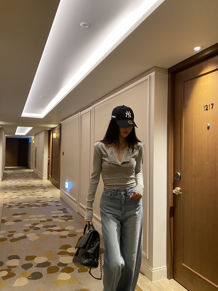 FOUREIGHT東大門實拍女士新品26春夏長袖T恤假兩件蕾絲雙層FOUR EIGHT長袖T恤