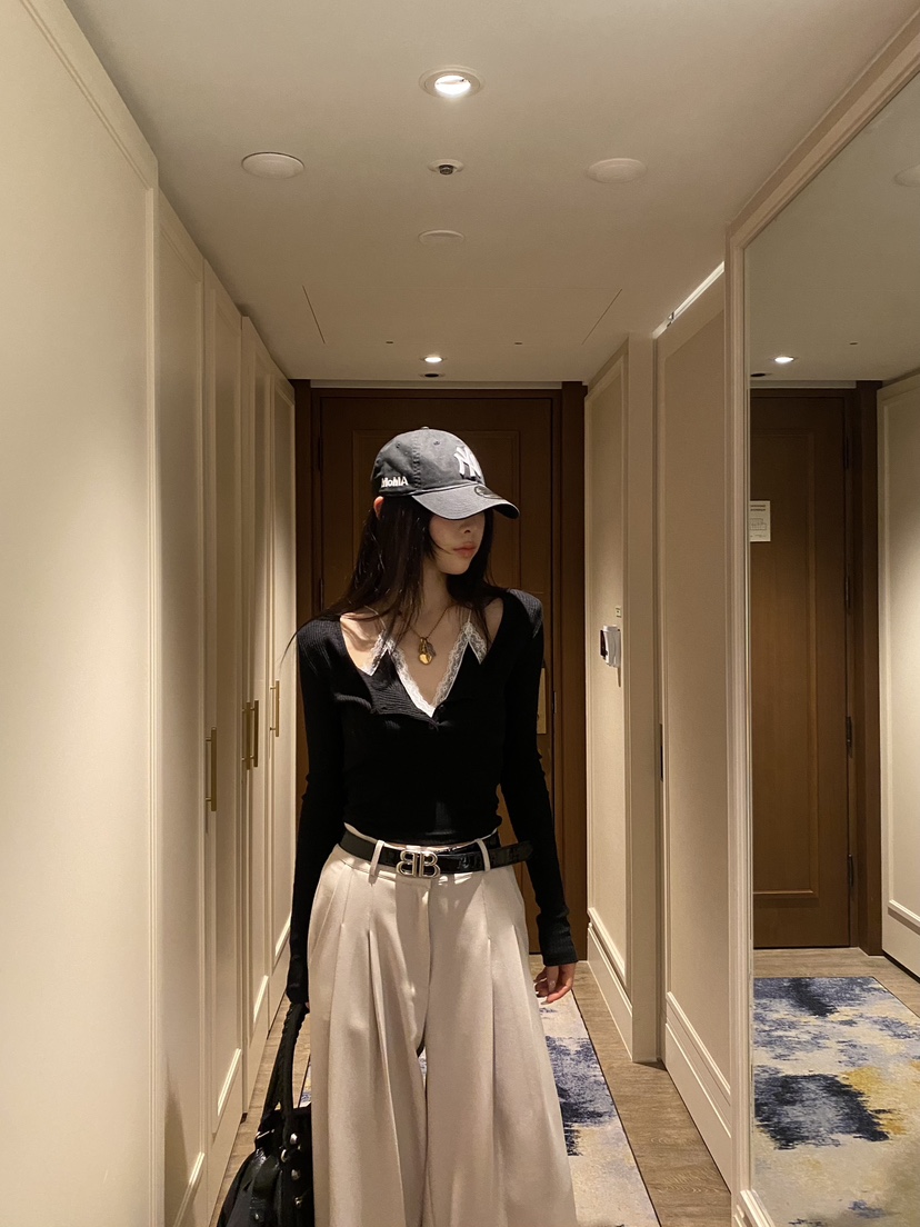 FOUREIGHT東大門實拍女士新品26春夏長袖T恤假兩件蕾絲雙層FOUR EIGHT長袖T恤