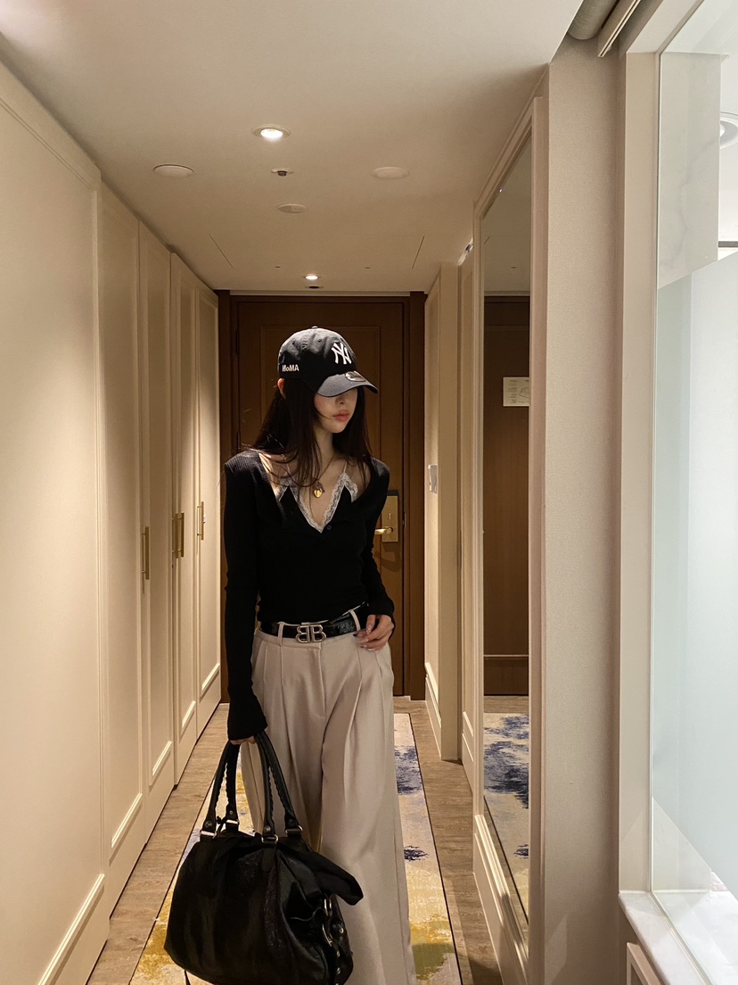 FOUREIGHT東大門實拍女士新品26春夏長袖T恤假兩件蕾絲雙層FOUR EIGHT長袖T恤